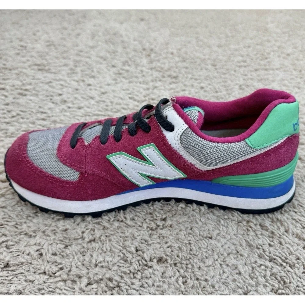 New Balance Sneakers Womens Size 8.5 Classic 574 Red Green Casual Shoes WL574CPV - Picture 8 of 12
